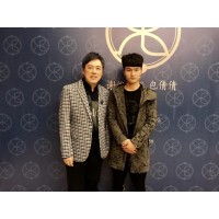 游鴻明經紀人聯系張豪